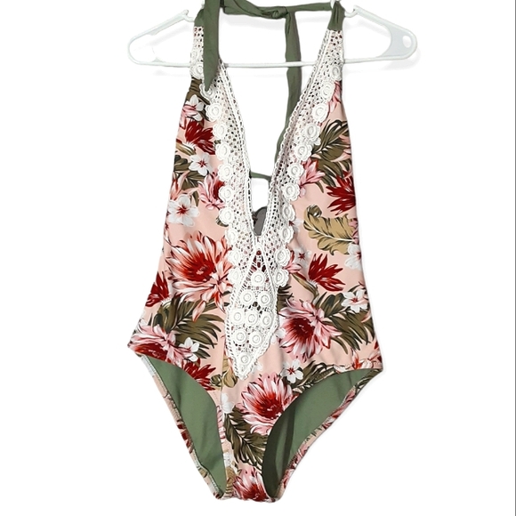 Kona Sol Other - Kona Sol one piece floral, lace, green bathing suit